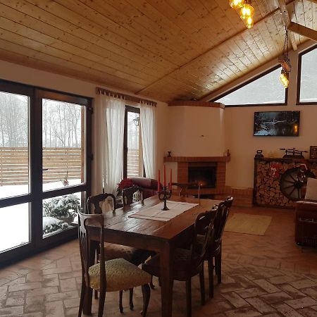 Bed and Breakfast Sura Lu' Vasile. Crivina  Exterior foto